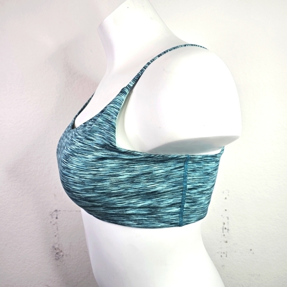 Outdoor Voices Flow Bralette - Picture 3 of 7